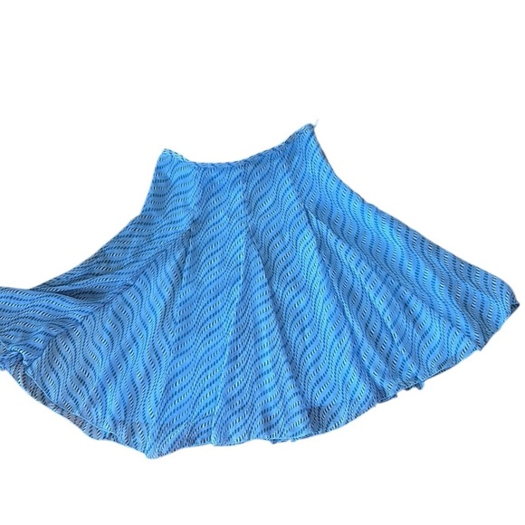 Jonathan Martin sheer lined flare skirt,LARGE, waist 16”
Boho,coastal , summer - Picture 2 of 14